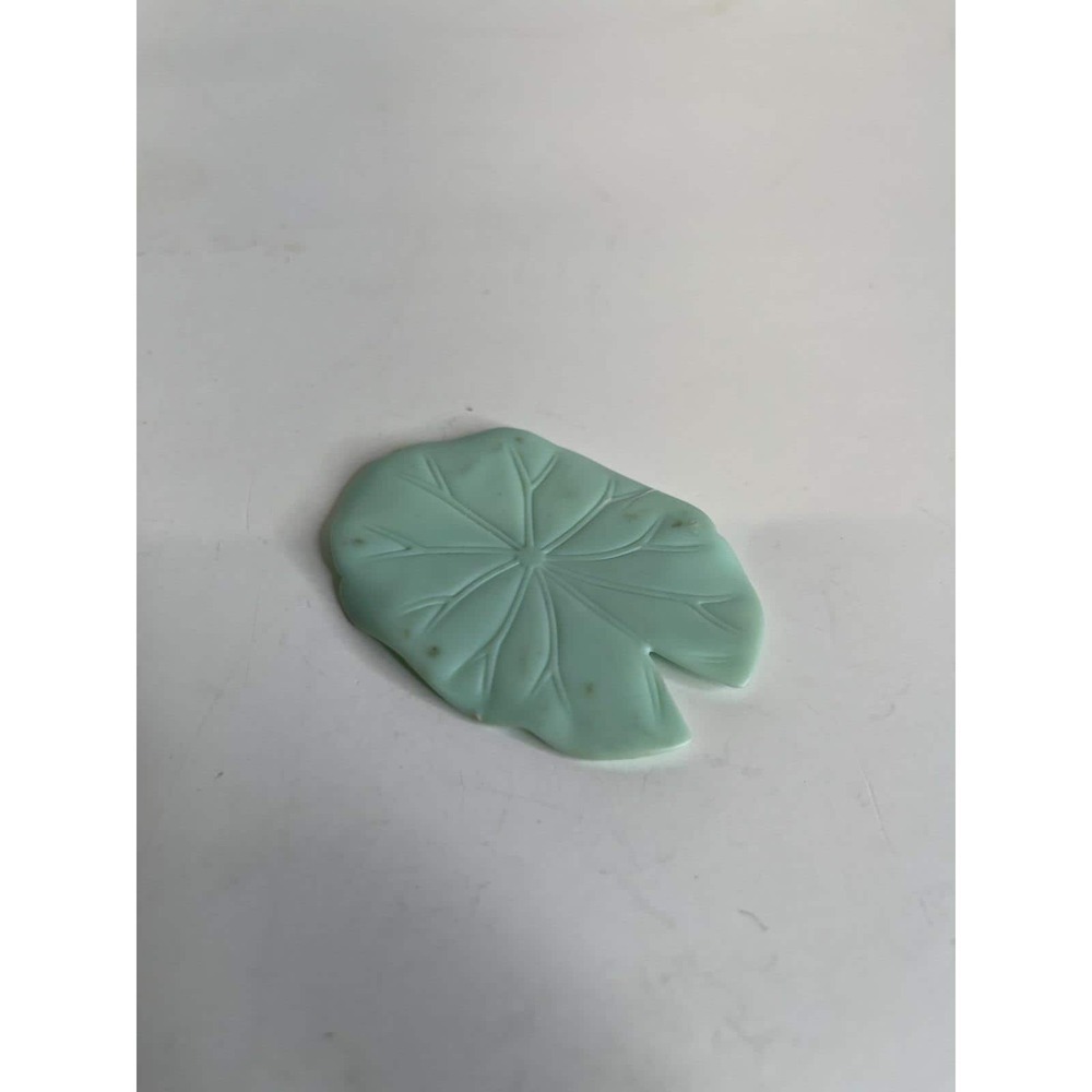 LPS ACCESSORY or doll house part Green leaf‎